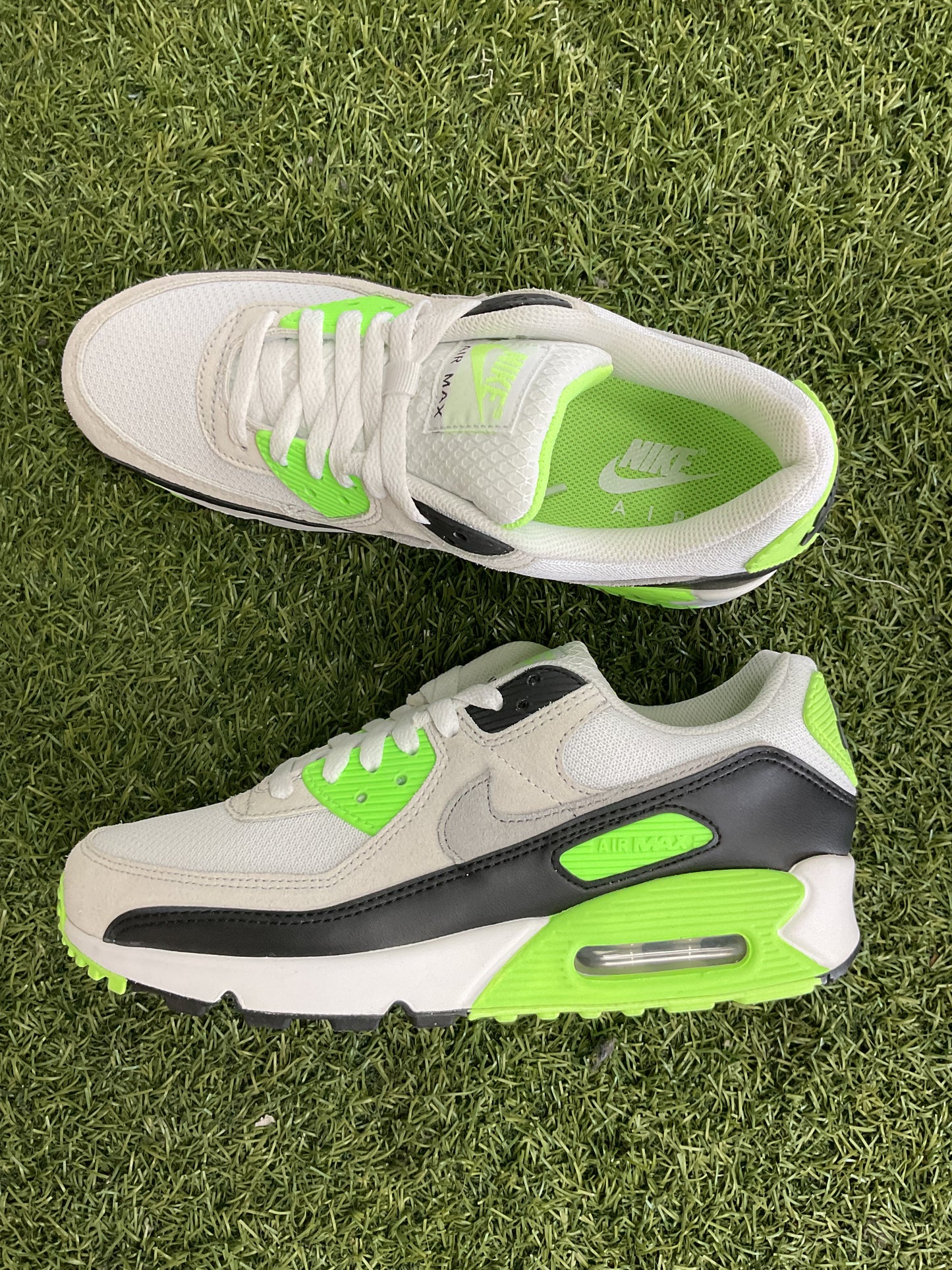 Nike Air Max 90 (Men’s)